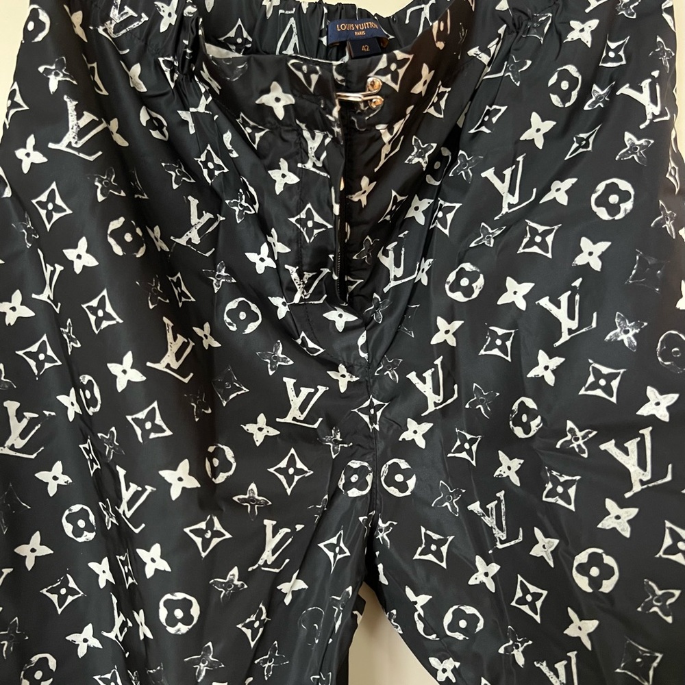 Authentic Louis Vuitton Black and White Stencil Effect Monogram Joggers - Picture 11 of 16